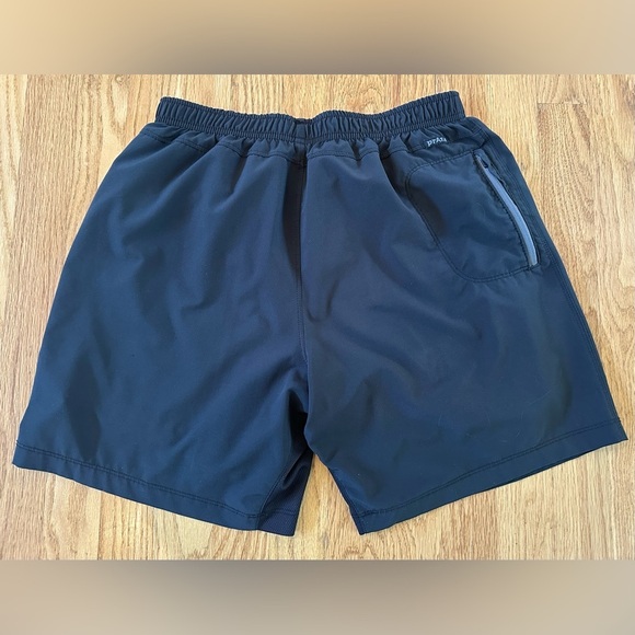 Prana Breathe Performance Mens Black Shorts Pockets  Outdoor Workout - Size S - Picture 2 of 8